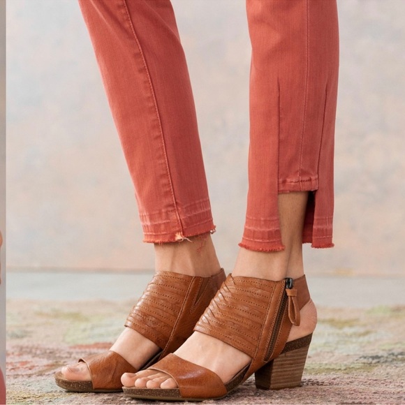 Joyrich Jeans by Dear John | Sundance - Picture 3 of 7